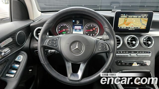Mercedes-Benz GLC-Class GLC300 4MATIC