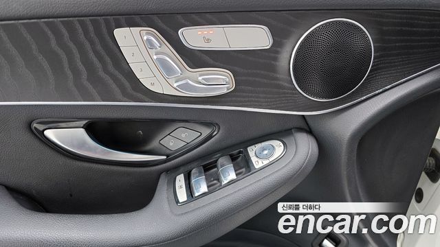 Mercedes-Benz GLC-Class GLC300 4MATIC