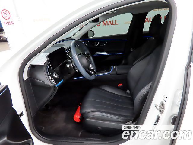 Mercedes-Benz E-Class E200 Avantgarde