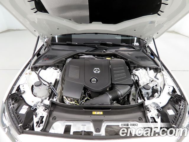 Mercedes-Benz E-Class E200 Avantgarde