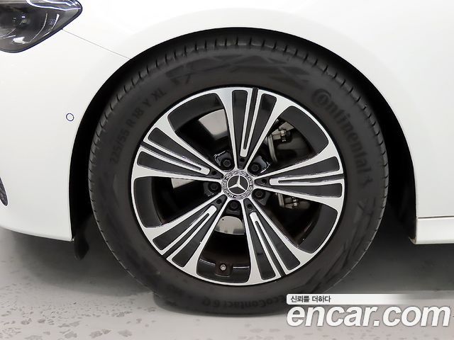 Mercedes-Benz E-Class E200 Avantgarde