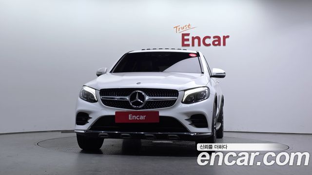 Mercedes-Benz GLC-Class GLC300 4MATIC AMG Line Coupe
