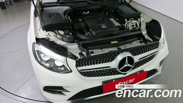 Mercedes-Benz GLC-Class GLC300 4MATIC AMG Line Coupe