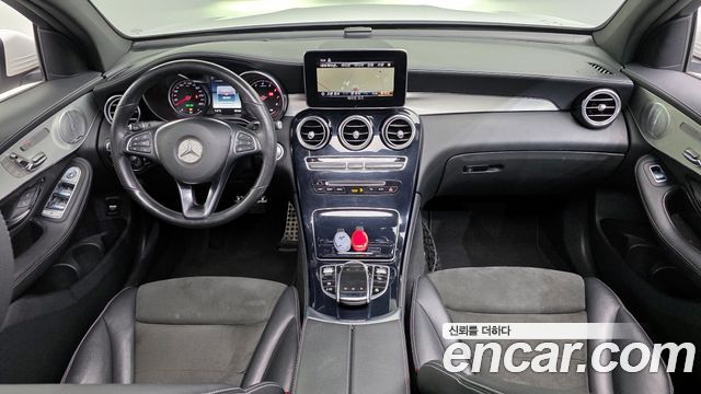 Mercedes-Benz GLC-Class GLC300 4MATIC AMG Line Coupe