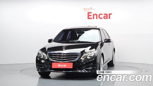 Mercedes-Benz E-Class E300 Elegance