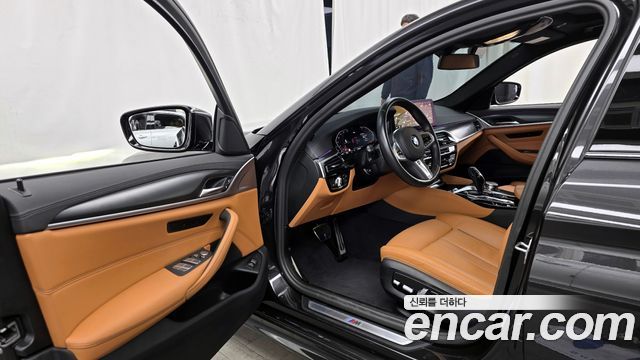 BMW 5-Series 520i M Sport