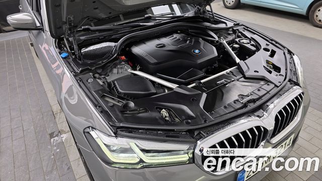 BMW 5-Series 530i M Sport Package