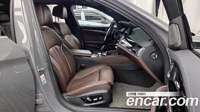BMW 5-Series 530i M Sport Package