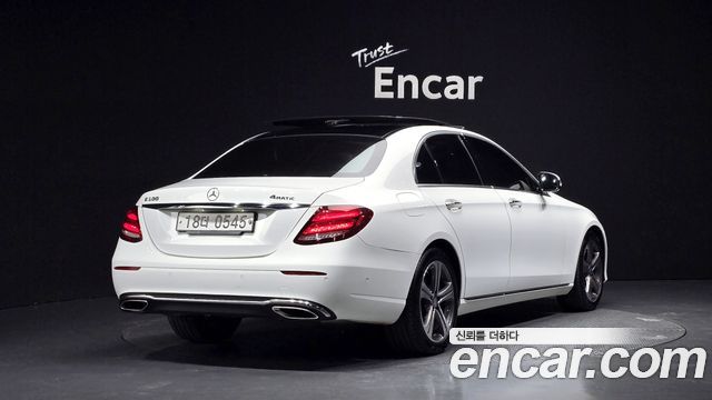 Mercedes-Benz E-Class E300 Avantgarde