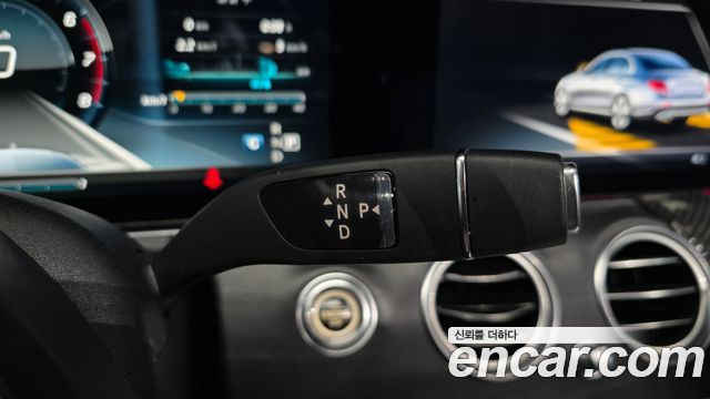 Mercedes-Benz E-Class E300 Avantgarde