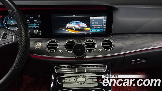 Mercedes-Benz E-Class E300 Avantgarde