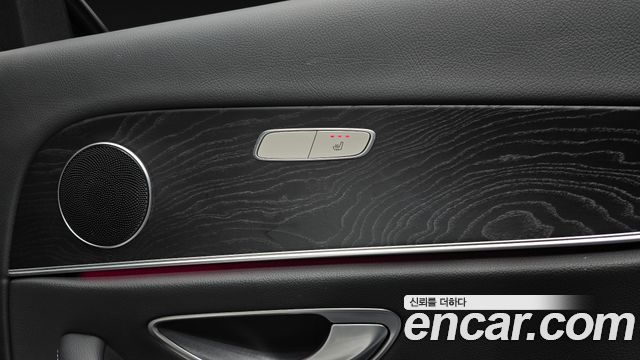Mercedes-Benz E-Class E300 Avantgarde