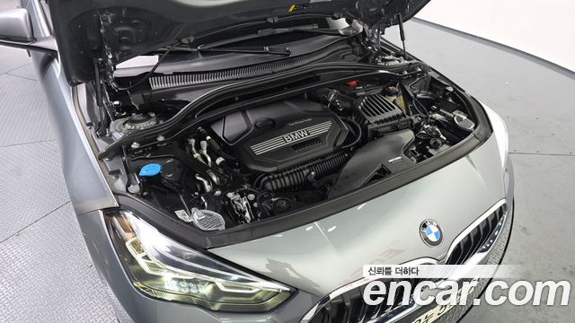 BMW 2-Series 220i Advantage