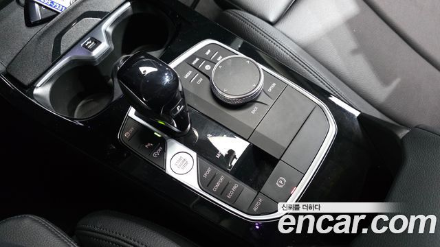 BMW 2-Series 220i Advantage