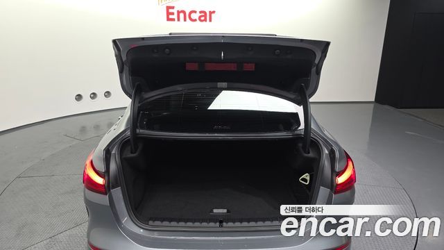 BMW 2-Series 220i Advantage