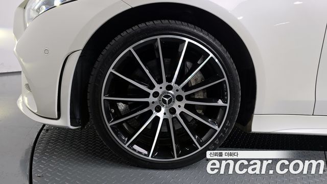 Mercedes-Benz CLS-Class CLS400d 4MATIC AMG Line