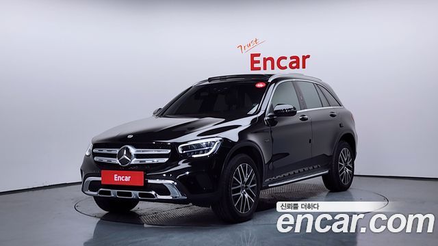 Mercedes-Benz GLC-Class GLC300e 4MATIC