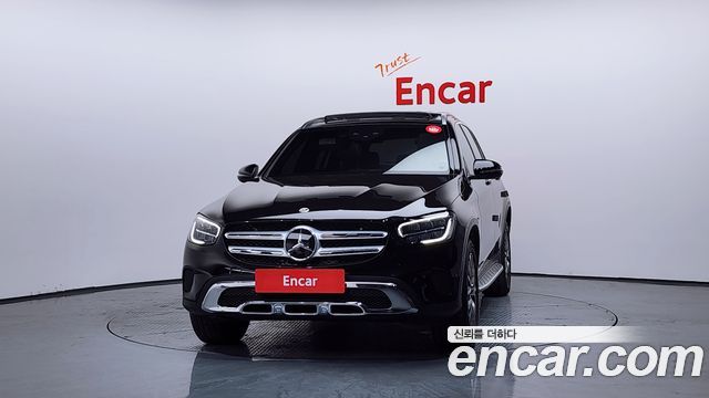 Mercedes-Benz GLC-Class GLC300e 4MATIC