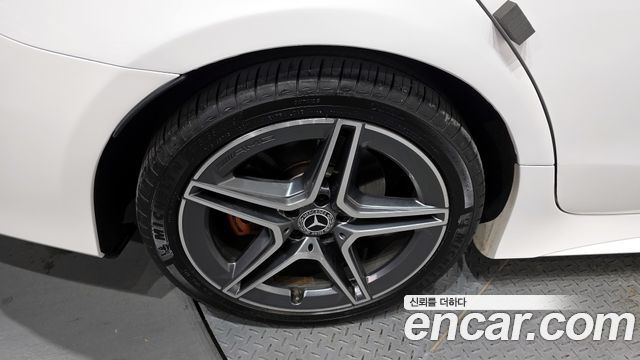 Mercedes-Benz CLS-Class CLS400d 4MATIC AMG Line