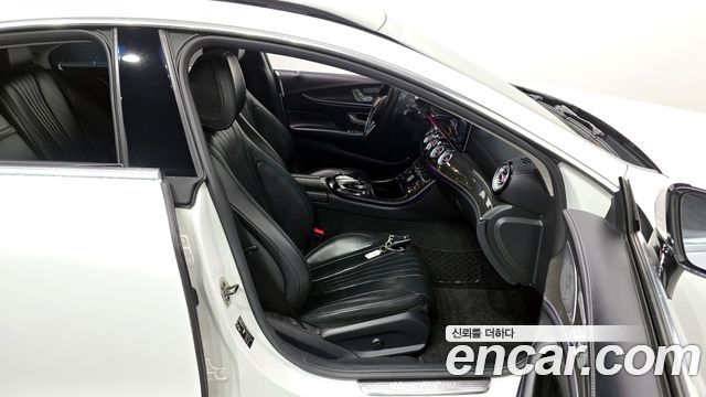 Mercedes-Benz CLS-Class CLS400d 4MATIC AMG Line