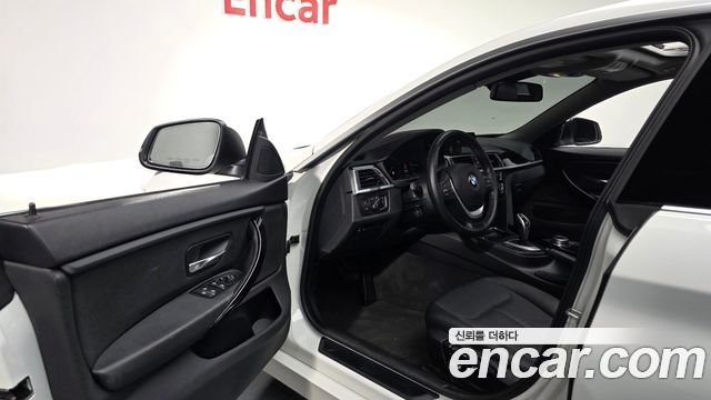 BMW 4-Series 420i Gran Coupe Special Edition