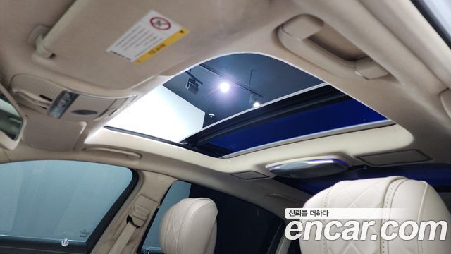 Mercedes-Benz S-Class Maybach S600