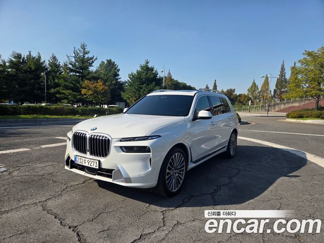BMW X7 xDrive 40i Design Pure Excellence 7-Seater