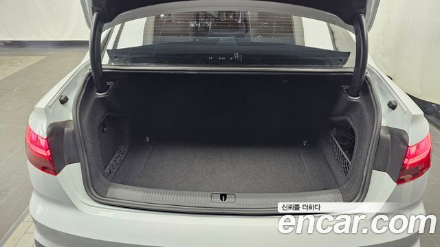 Audi A4 40 TFSI Premium
