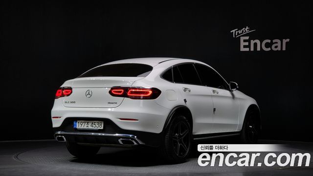 Mercedes-Benz GLC-Class GCL300 4MATIC Coupe