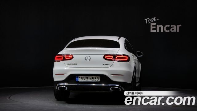 Mercedes-Benz GLC-Class GCL300 4MATIC Coupe