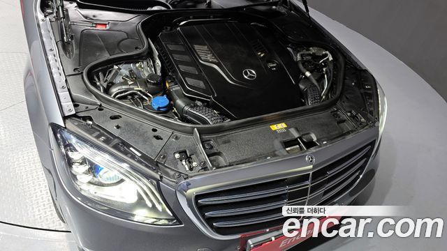 Mercedes-Benz S-Class S560L 4MATIC