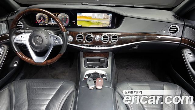 Mercedes-Benz S-Class S560L 4MATIC