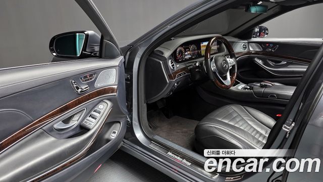 Mercedes-Benz S-Class S560L 4MATIC