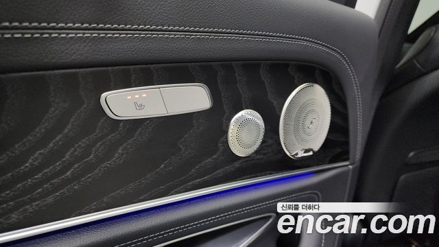 Mercedes-Benz E-Class E220d 4MATIC AMG Line