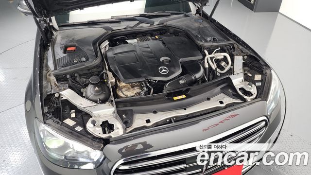 Mercedes-Benz E-Class E220d 4MATIC Exclusive