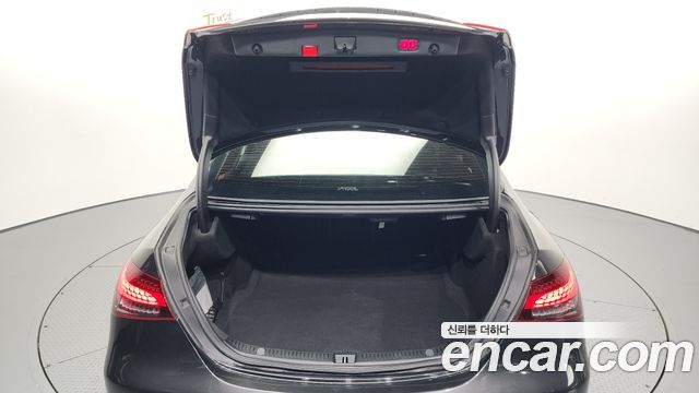 Mercedes-Benz E-Class E220d 4MATIC Exclusive