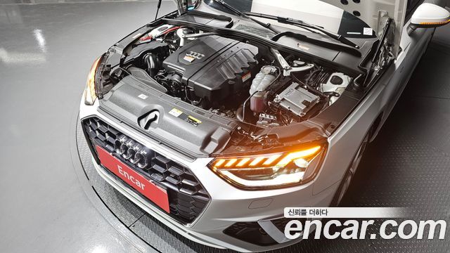 Audi A4 40 TFSI Premium