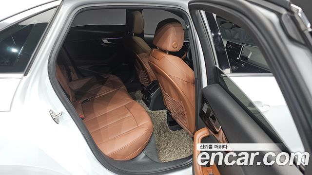 Audi A4 40 TFSI Premium