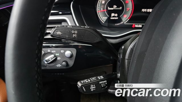 Audi A4 40 TFSI Premium