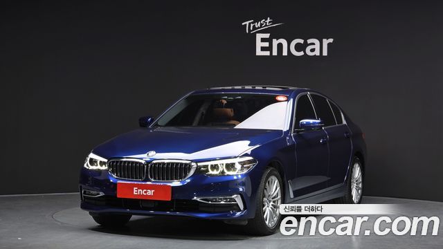 BMW 5-Series 520i Luxury