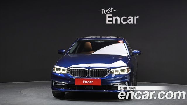 BMW 5-Series 520i Luxury