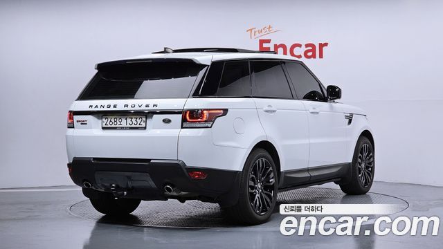 Land Rover Range Rover Sport 3.0 SDV6 HSE Dynamic