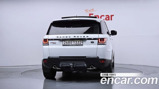 Land Rover Range Rover Sport 3.0 SDV6 HSE Dynamic