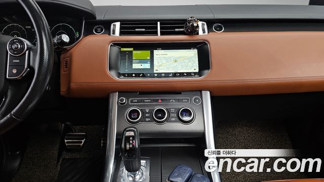 Land Rover Range Rover Sport 3.0 SDV6 HSE Dynamic