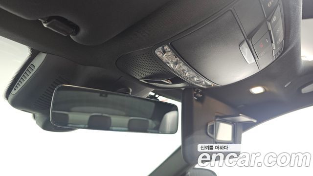 Mercedes-Benz C-Class C200 AMG Line