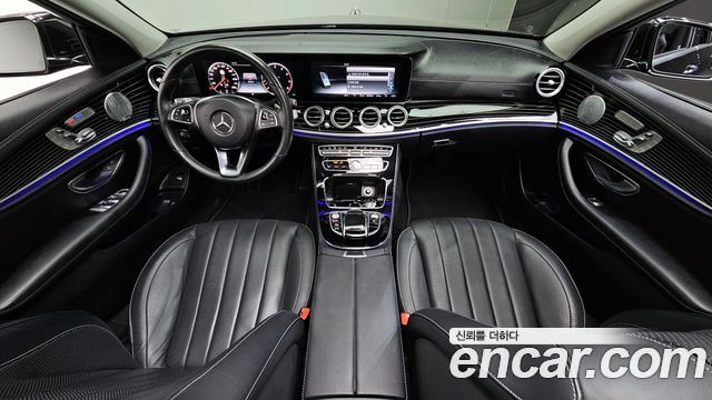Mercedes-Benz E-Class E400 4MATIC Exclusive