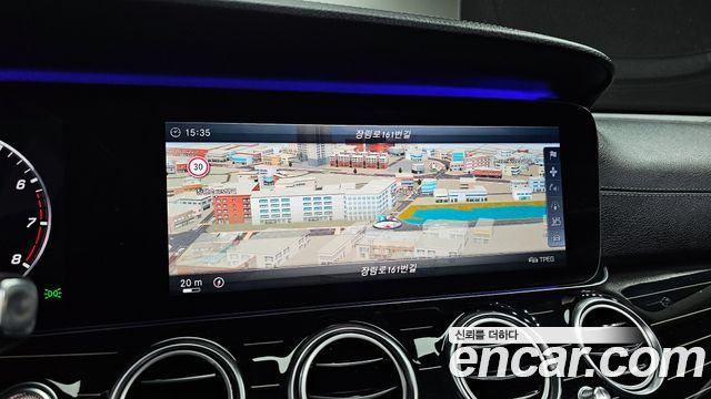 Mercedes-Benz E-Class E400 4MATIC Exclusive