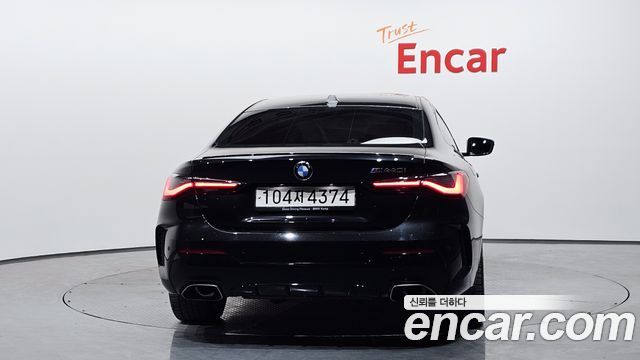 BMW 4-Series M440i xDrive Coupe