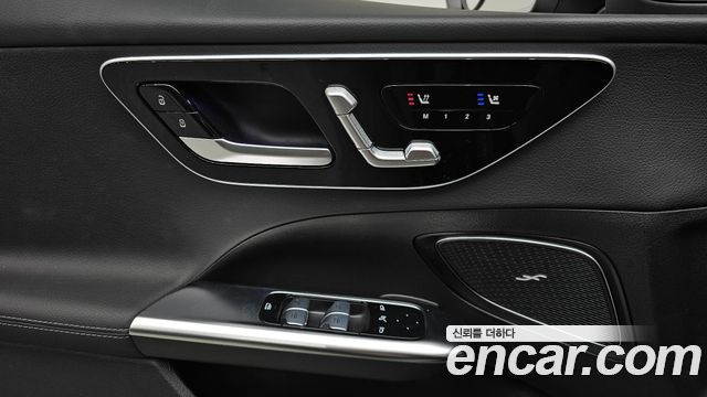 Mercedes-Benz C-Class C300 4MATIC Avantgarde