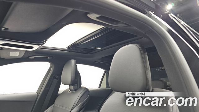 Mercedes-Benz C-Class C300 4MATIC Avantgarde
